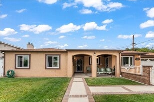 433 E Mason St in Azusa, CA - Building Photo