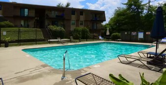 420 Walton Ln in Nashville, TN - Building Photo