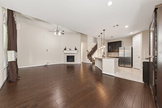 3002 Overbrook Meadow Ln in Katy, TX - Building Photo - Building Photo