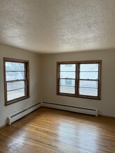 5347 4th St NE-Unit -5347 4th Street NE Unit 1 in Minneapolis, MN - Building Photo - Building Photo
