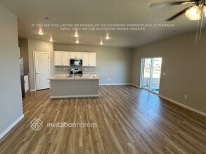 9352 Ceylon St in Commerce City, CO - Foto de edificio - Building Photo