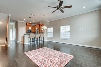 1215 Wentworth St in Houston, TX - Building Photo - Building Photo