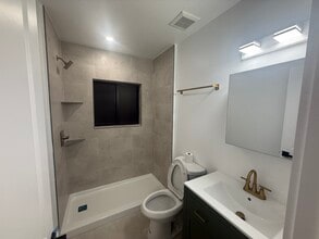 203 Columbus Pky, Unit A2 in Hollywood, FL - Foto de edificio - Building Photo