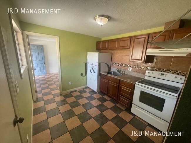 property at 3224 K St