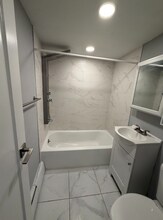 264 E Cliveden St in Philadelphia, PA - Building Photo - Building Photo