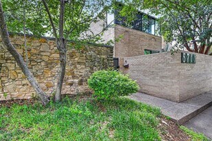 5713 Pershing Ave in Fort Worth, TX - Building Photo