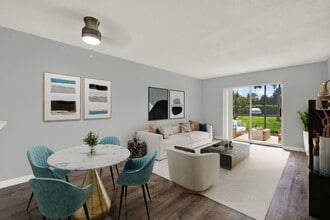 Palm Ridge Apartments in Lake Worth, FL - Foto de edificio - Building Photo