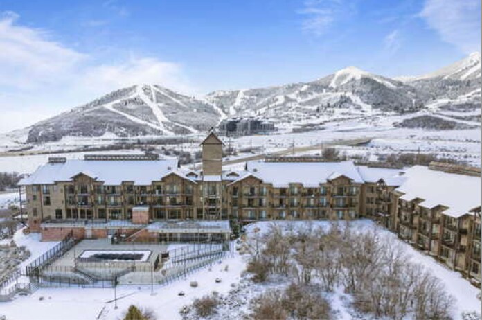 1364 Still Water Dr in Heber City, UT - Foto de edificio