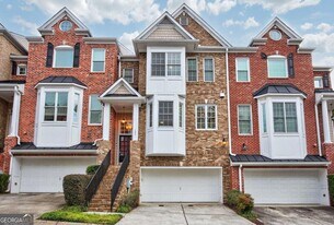 1222 Creekside Pl SE in Smyrna, GA - Building Photo