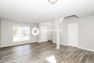 20112 12th Ave E in Spanaway, WA - Building Photo - Building Photo