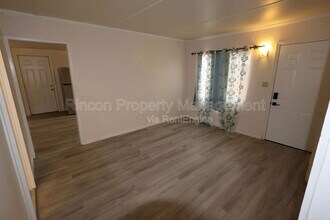 329 E Scott St in Port Hueneme, CA - Building Photo - Building Photo