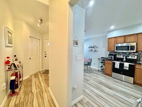 30912 Bridgegate Dr in Wesley Chapel, FL - Building Photo - Building Photo