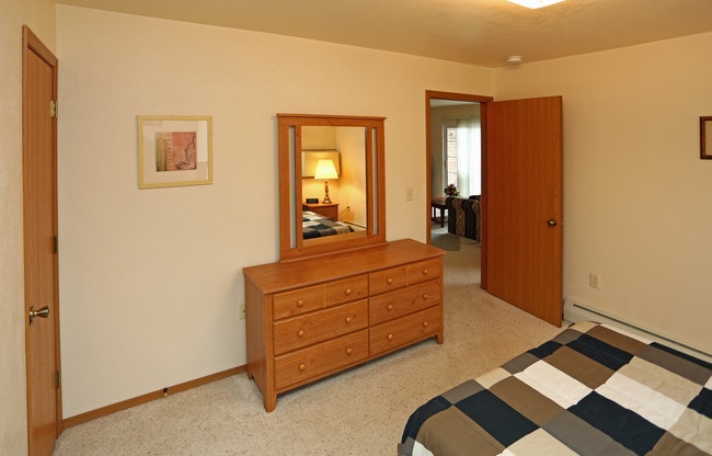 Grand Avenue Luxury Apartment Homes in Wausau, WI - Building Photo - Interior Photo