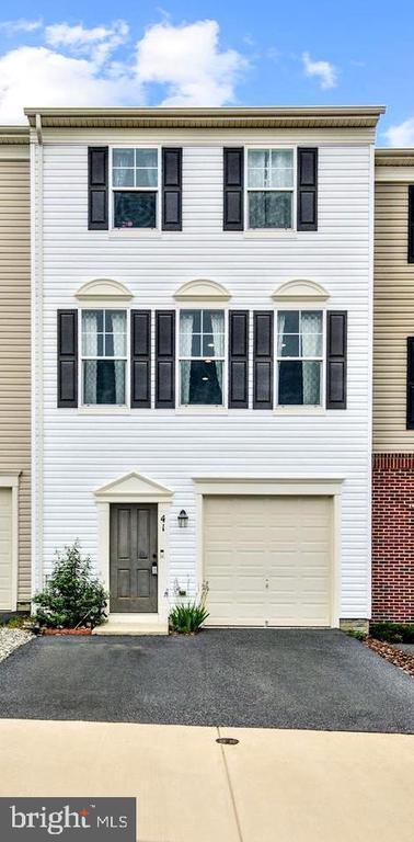 property at 41 Rapidan Dr