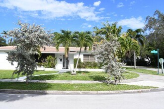 95 NE 96th St in Miami Shores, FL - Building Photo - Building Photo