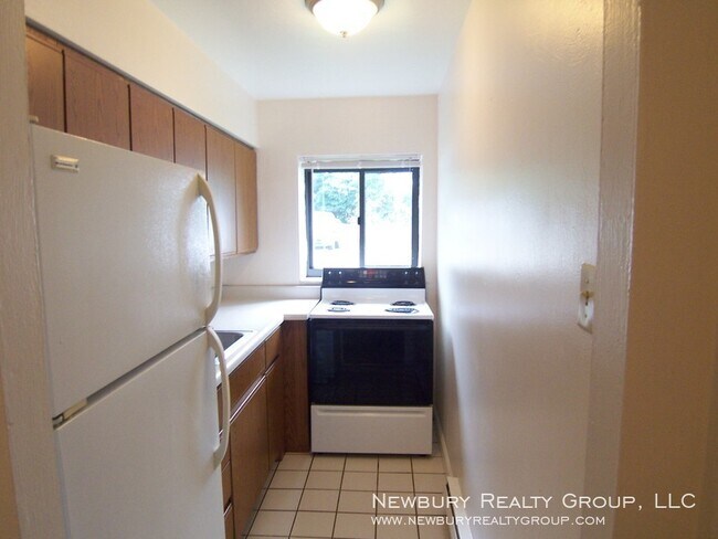 1449 Poplar St-Unit -7 in Pittsburgh, PA - Building Photo - Building Photo