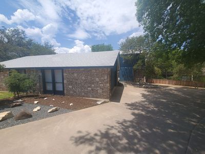 9217 Knoll Crest Loop in Austin, TX - Building Photo