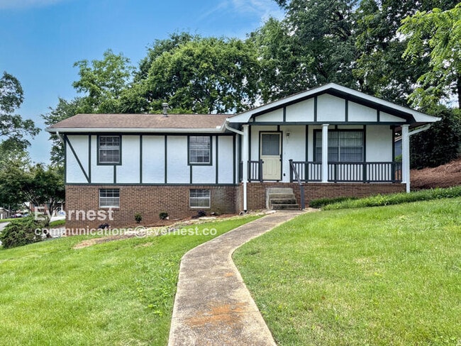 property at 922 Wesley Dr