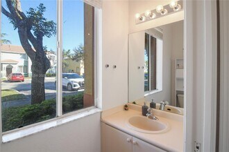 1438 SE 24th Ct in Homestead, FL - Foto de edificio - Building Photo