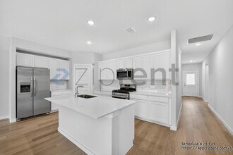 1010 Rosemary Hl Dr in McKinney, TX - Building Photo - Building Photo