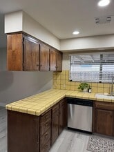 497 E North Way in Dinuba, CA - Building Photo - Building Photo