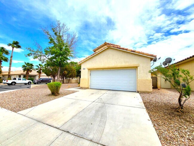 9318 Spellman Ct in Las Vegas, NV - Building Photo - Building Photo