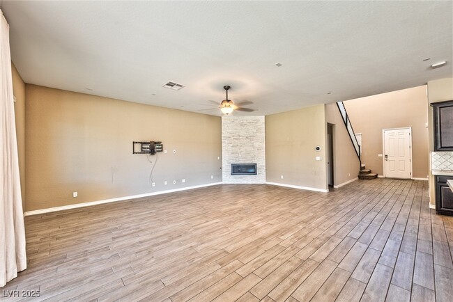 2807 Athens Ridge Dr in Henderson, NV - Building Photo - Building Photo