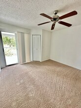 2585 Grassy Point Dr in Lake Mary, FL - Building Photo - Building Photo