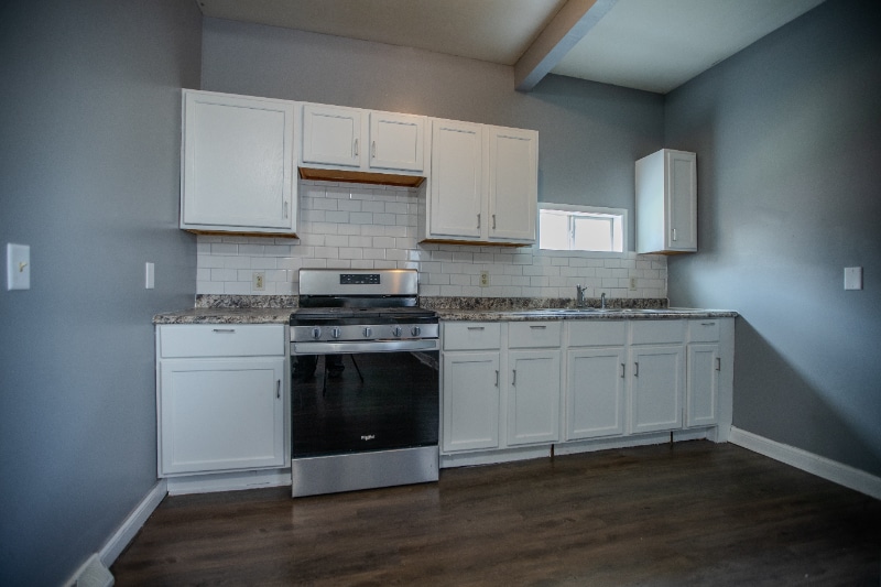 226 S London Ave in Rockford, IL - Building Photo