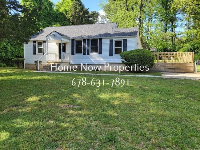 property at 2073 Flat Shoals Rd