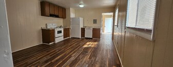 119 Green St in Willow Creek, MT - Building Photo