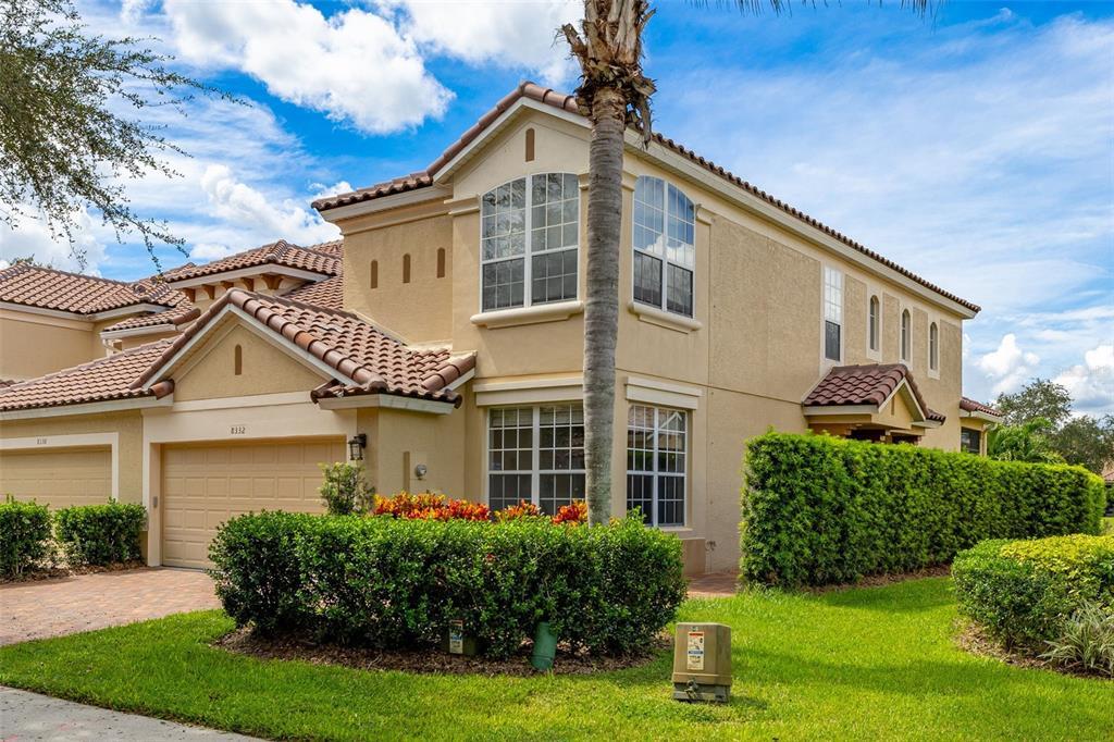 8332 Vía Verona in Orlando, FL - Building Photo