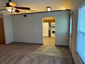 1128 Sourgum Lane in Lafayette, IN - Foto de edificio - Building Photo