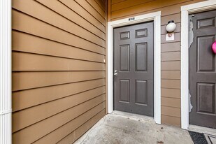 3615 W Northgate Dr, Unit 123K in Irving, TX - Building Photo