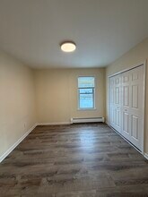 155 Pilgrim Ave, Unit 1 in Worcester, MA - Building Photo - Building Photo