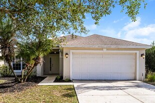 11341 Lake Cypress Loop in Ft. Myers, FL - Building Photo