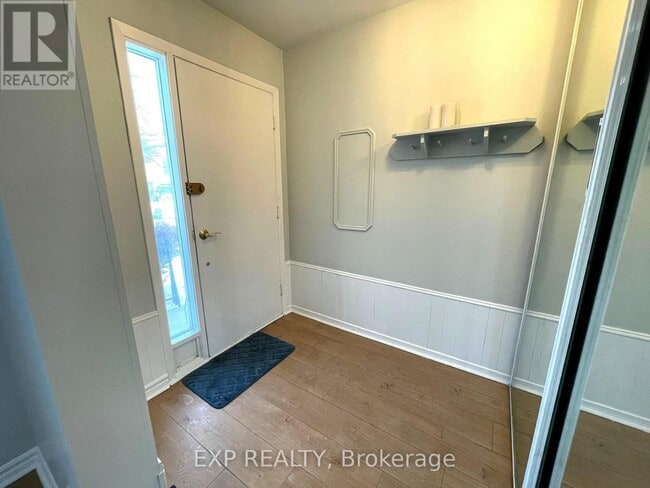 184 Hollyberry Trail in Toronto, ON - Building Photo - Building Photo