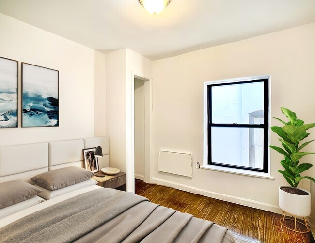 1220 Lexington Ave, Unit 3N in New York, NY - Building Photo - Building Photo