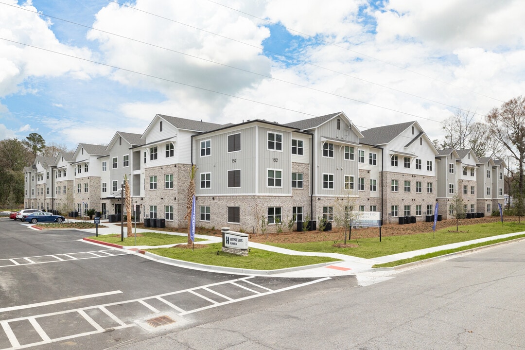 Hunters Haven Apartments in Hinesville, GA - Building Photo