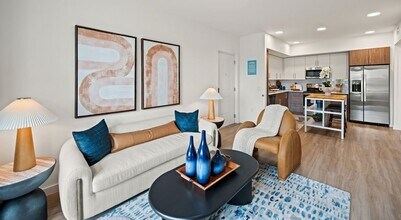 2085 S Congress Ave in Palm Springs, FL - Building Photo - Building Photo