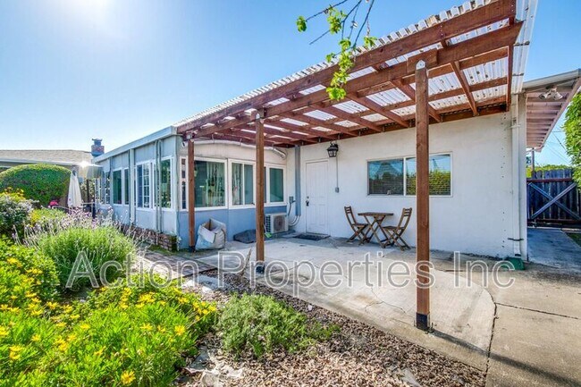 439 Glendale Ave in Sunnyvale, CA - Building Photo - Building Photo