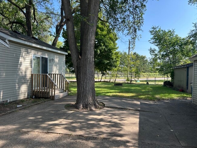 property at 630 5th Ave NE
