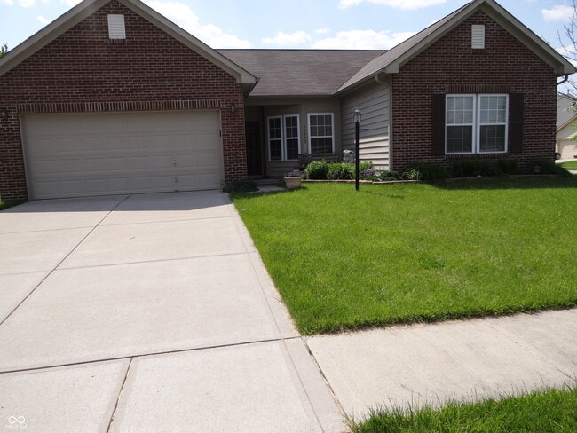 property at 12302 Sagamore Woods Dr