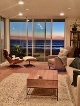 7 Fleet St, Unit 201 in Marina Del Rey, CA - Building Photo - Building Photo