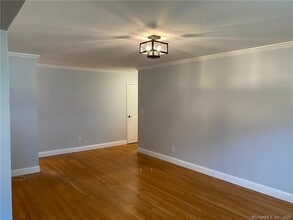 79 Acorn St in Bridgeport, CT - Building Photo - Building Photo