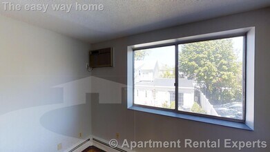 14 Murdock St in Somerville, MA - Building Photo - Building Photo