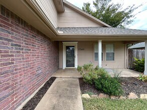 7740 Western Oaks Dr in North Richland Hills, TX - Building Photo - Building Photo