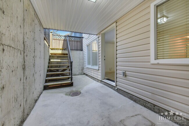 6129-6148 148 St in Surrey, BC - Building Photo - Building Photo