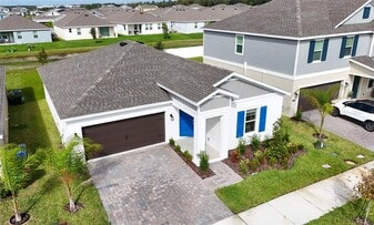 4718 Golden Knight Blvd in Kissimmee, FL - Building Photo