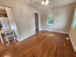 111 Orchard St in East Peoria, IL - Building Photo - Building Photo